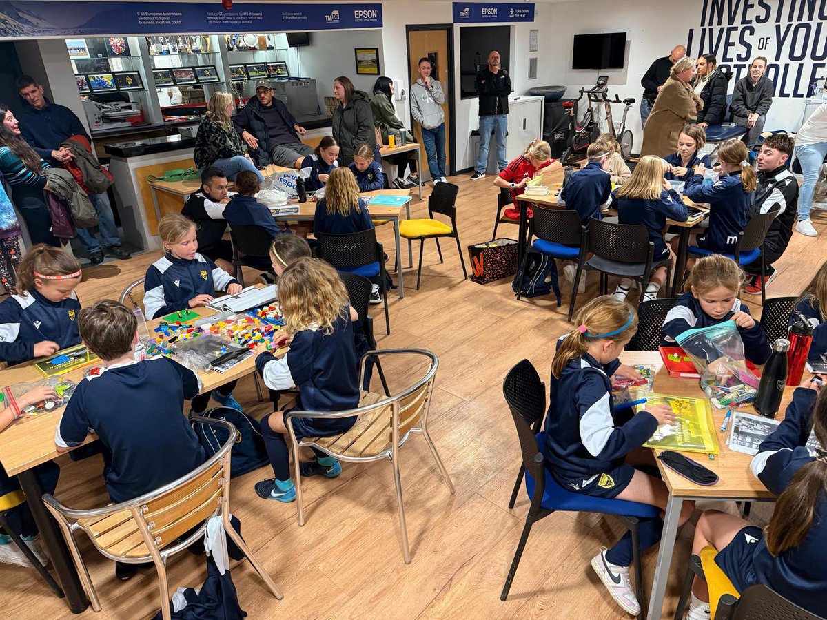 Oxford United FC Girls tweet media