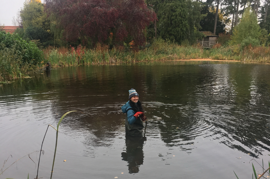 NTU_ARES's tweet photo. Rachel Smith graduated this year in Ecology and Conservation and is already making a difference 🙌

Not only is she a Field Assistant at Ecology Vannin, she is also the founder of @UNESCO Biosphere Isle of Man Youth Network 👏

Read about her time at NTU: https://t.co/HaMN0l4Bg2 https://t.co/kH7XG0JIMa