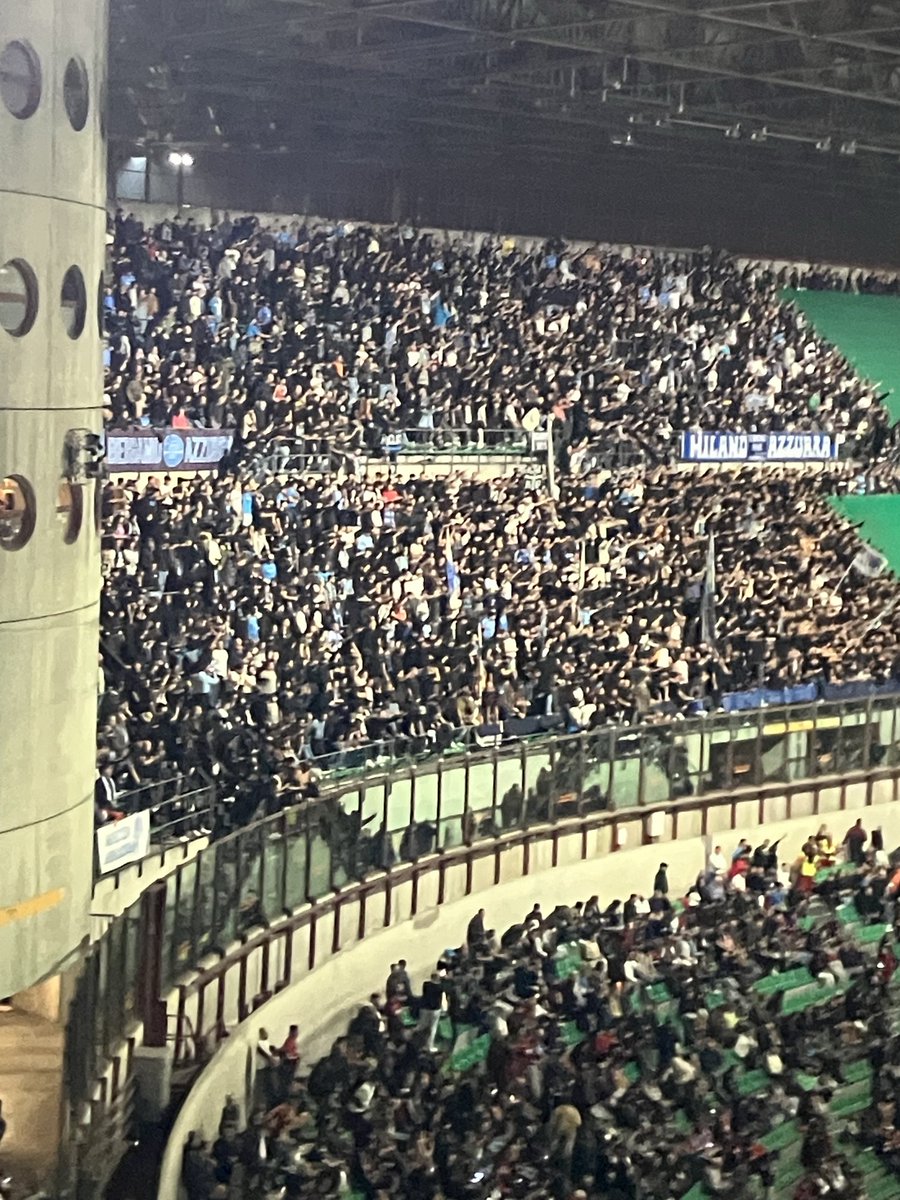 ⁦<a href="/maverickwhites/">Maverick Whites</a>⁩ 3 Serie A games in 4 days, 13 goals, varying locations and attendances. Noted; better refereeing than Home, much less time wasting and kidology, away support magnificent everywhere. AC Milan - shit brand a la Man Citeh / scum / Liverpool #efl 💪