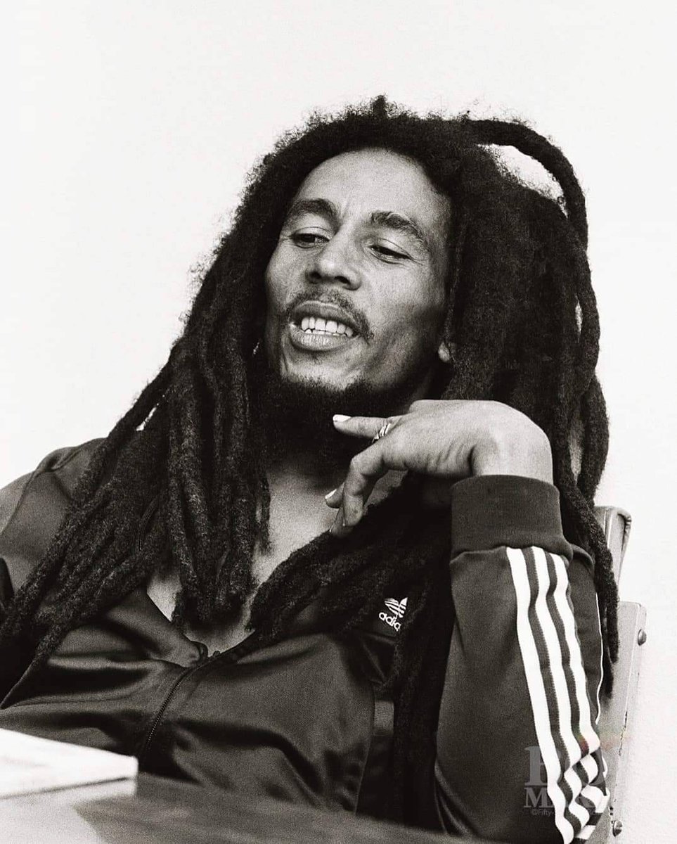 BlkHistStudies's tweet image. “Me can’t be prejudice. Me can’t - me no think of life that way. Because, me figure if you prejudice, that mean you have a hate. If you have a hate inside of you, you can’t be righteous.” - #bobmarley 

📷 by #AdrianBoot