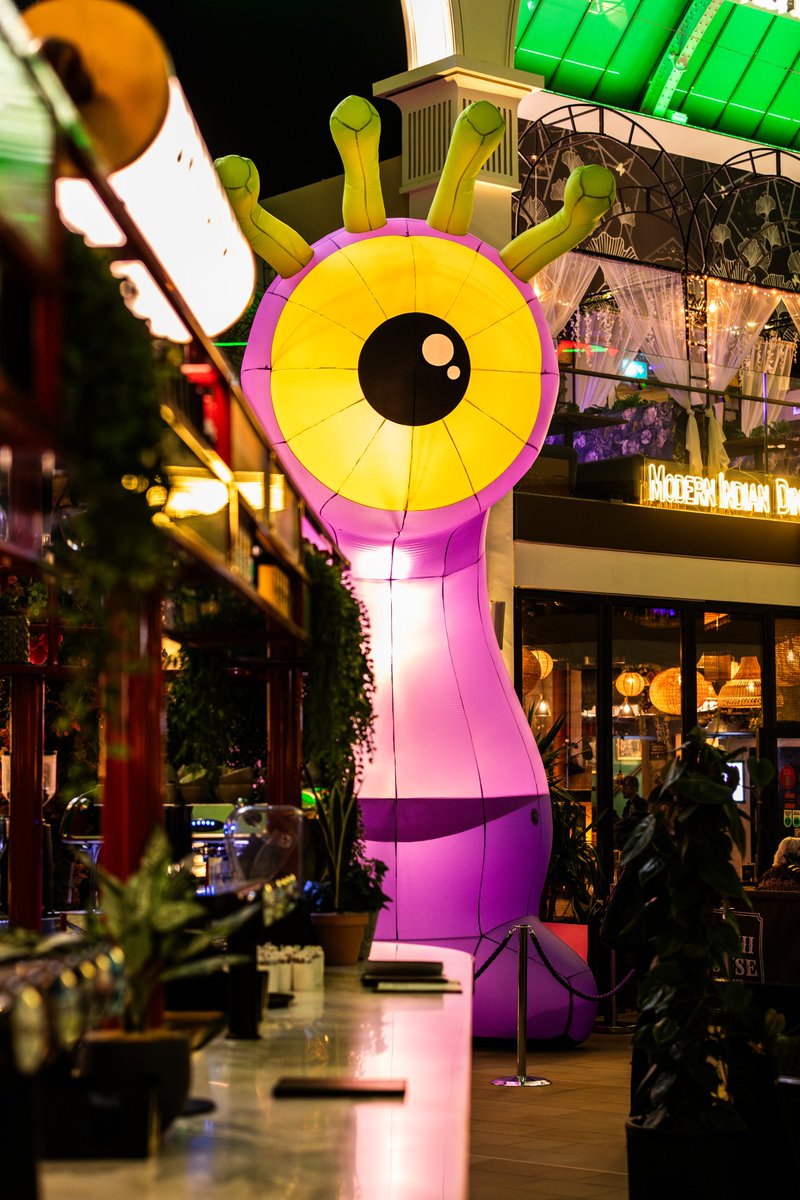 The <a href="/cornexchangemcr/">Corn Exchange MCR</a> have 2 new security guards, Terrif-Eyes 👀 👀

They're on duty everyday between 10.30am-11.00pm, until Thur 31st Oct

Spot Terrif-Eyes &amp; 15 other monsters around the city
visitmanchester.com/halloween-in-t……   
Monsters @filthyluker &amp; Designs in Air   
📷<a href="/thevainphotos/">Carl Sukonik</a>