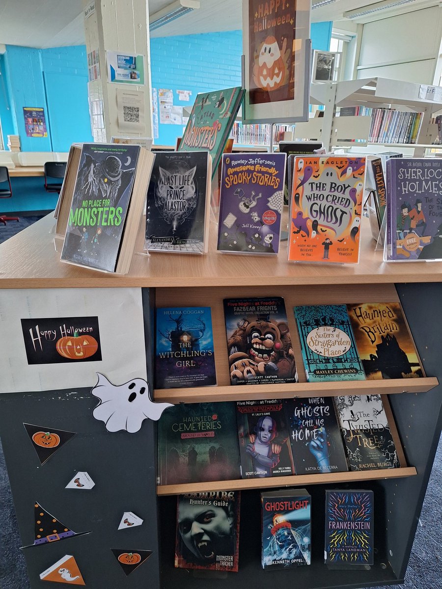 KpssL's tweet photo. Getting ready for Halloween 🎃 @KpssL @KingsParkSec @EnglishKpss https://t.co/TAfmcaW28p