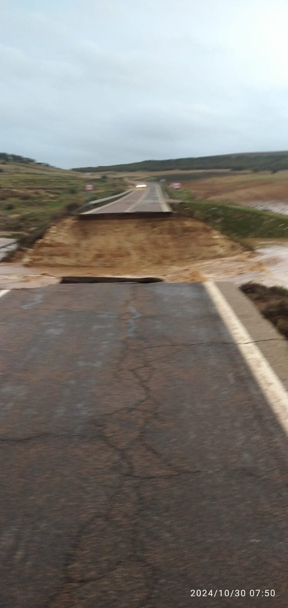 ¡¡‼️ ATENCIÓN ‼️
Afecciones al acceso en estos momentos a la Cuenca de la Laguna de Gallocanta! 
 - CM 2122 Carretera de Molina de Aragón CORTADA 
- A-2506 cortada en la localidad de Bello .