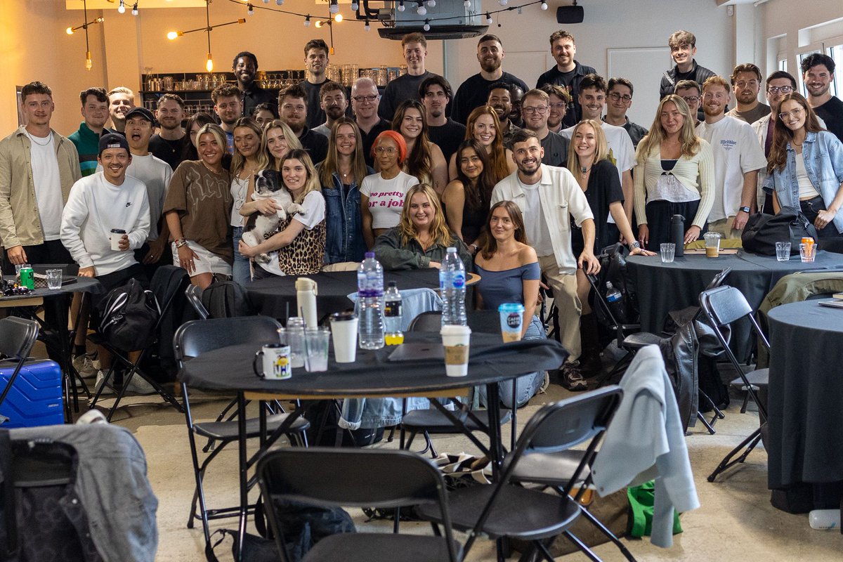 Why I chose to rebuild my recruitment agency with a focus on E-commerce 👇

In 2023, I hit a wall. Burnt out and exhausted, I knew I needed a break, but I also knew I’d be back I wasn’t done building. 

I’d always been fascinated by e-commerce since I was having my first brand;