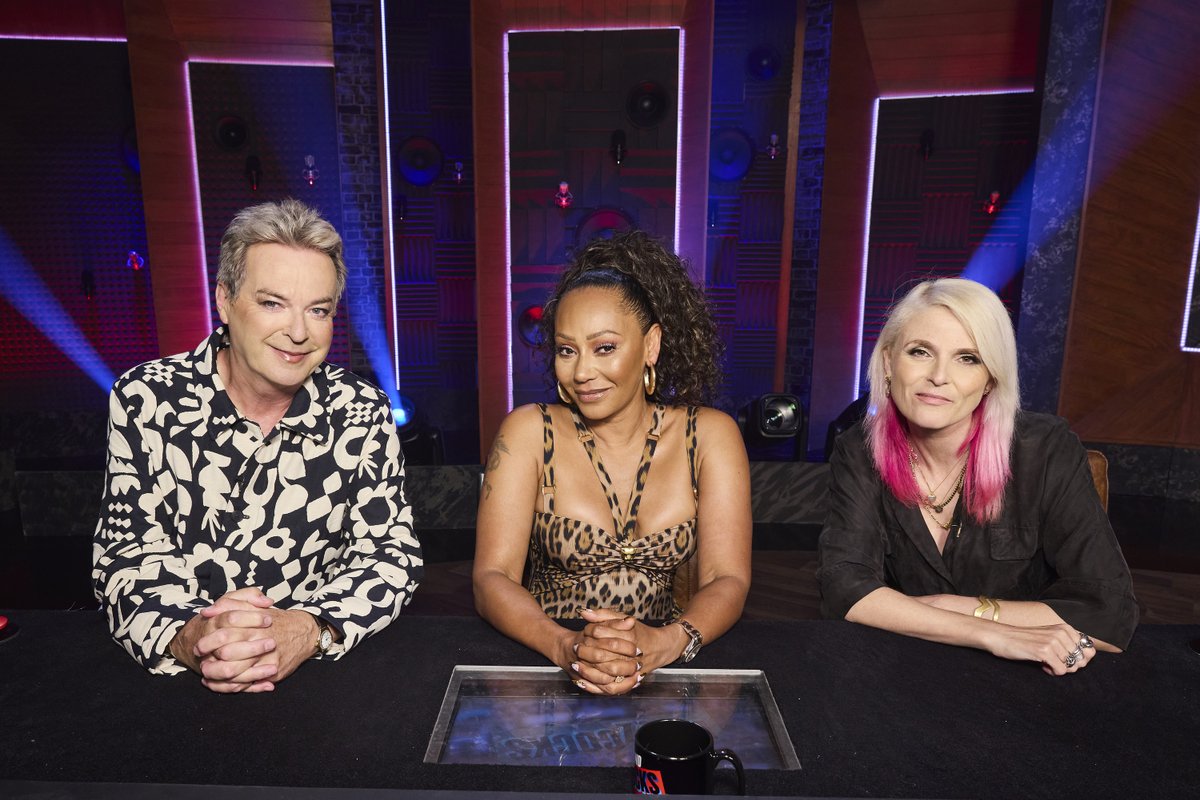 Julian Clary tweet media