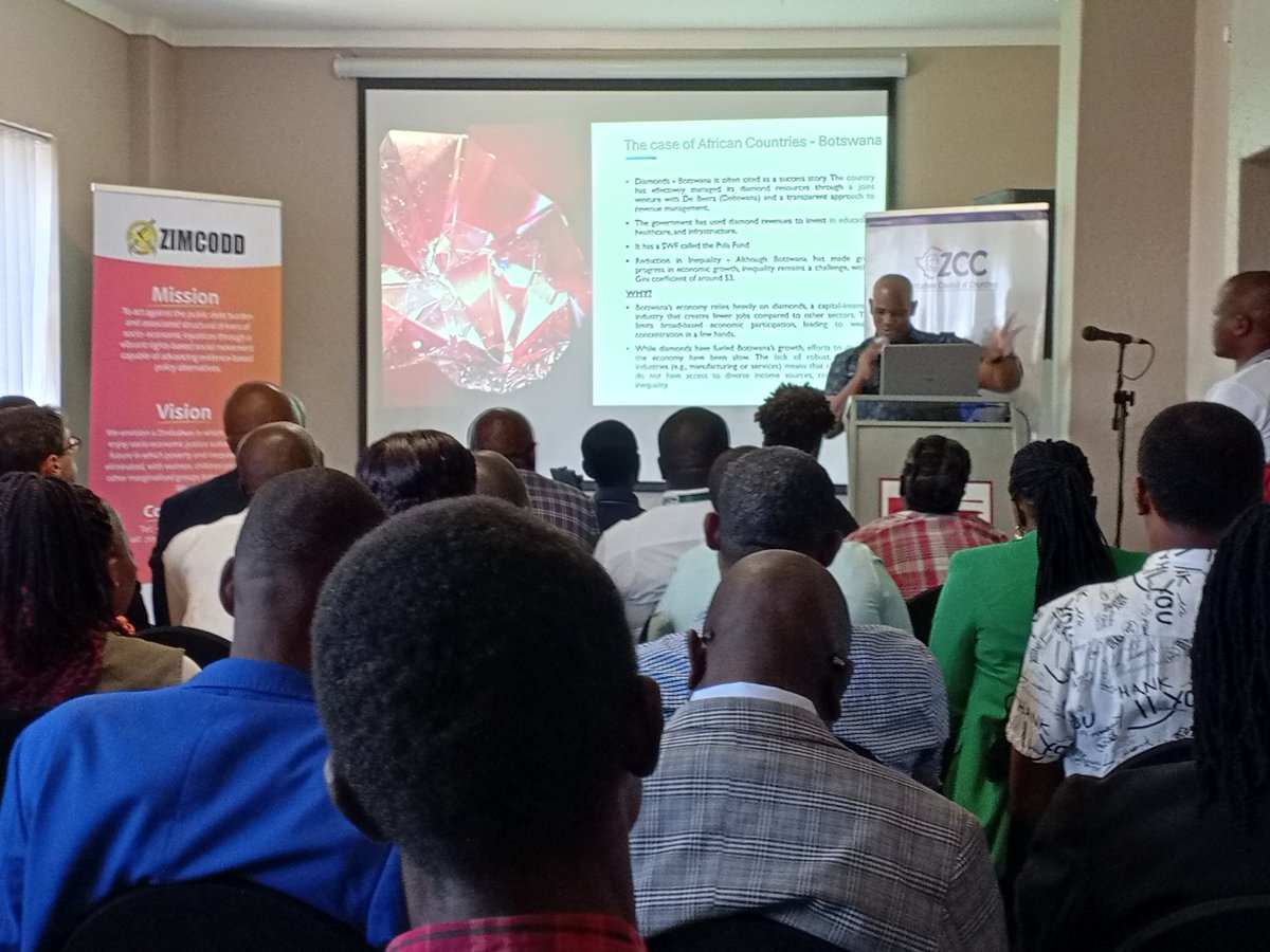 MatoboYouth's tweet photo. MYDI with the support from ZIMCODD is attending 2024 #ZAMI where as youths coming from a mining community we are learning about how minerals are benefiting other African countries. The Indaba is running under the theme "Empowering Youth For A Sustainable Mining Future: Amplifying Voices, Building Solutions"
#MatoboDevelop
#MatoboYouth