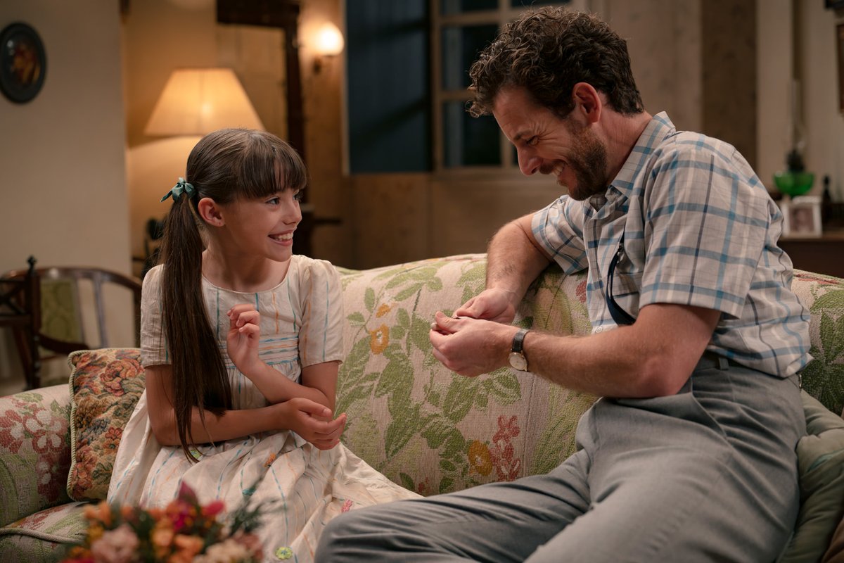 #Audiencias I  👑

#SueñosDeLibertad vuelve a coronarse LÍDER y la serie MÁS VISTA de la TV.

Supera los 1,3 millones de seguidores en su 2º día más visto de temporada, con 2.294.000 espectadores únicos .

📈 Con un 14,4%, se distancia casi +7 puntos de su rival.

¡GRACIAS! 🥰