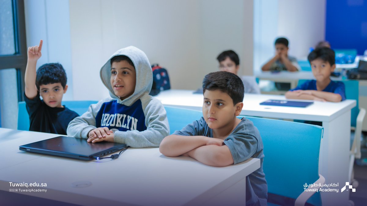 TuwaiqAcademy's tweet photo. جانب من برنامج "أبجديات الذكاء الاصطناعي"  ضمن المعسكرات والبرامج القائمة بمقر #أكاديمية_طويق. https://t.co/ltfpSOVMwX