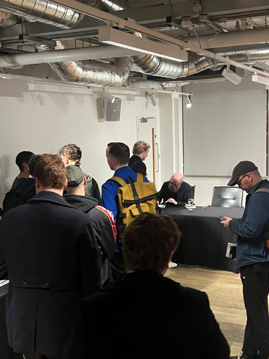 Pilot Press tweet media