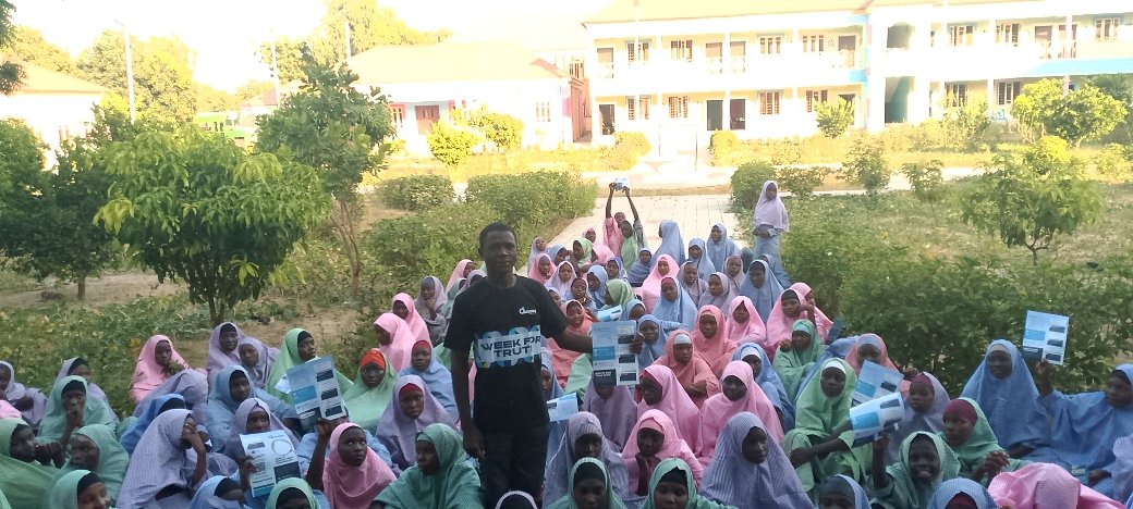 biliaminuismai1's tweet image. Thank you all for your time and understanding. It is #WeekForTruth2024 and #GlobalMIL, so #AmplifyTruth #StayInformed #StaySafe because #MediaLiteracyMatters.

Thanks @DubawaFacts, @CJIDAfrica, and @NLinNigeria