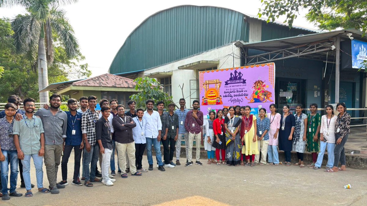 sr_university's tweet image. Our 3rd-year B.Tech EEE students had visited Mulkanur Dairy, exploring how electrical engineering powers the dairy industry! 
They gained insights on power distribution and experienced real-world applications of their studies. 

#sruniversity #SRU #IndustryVisit