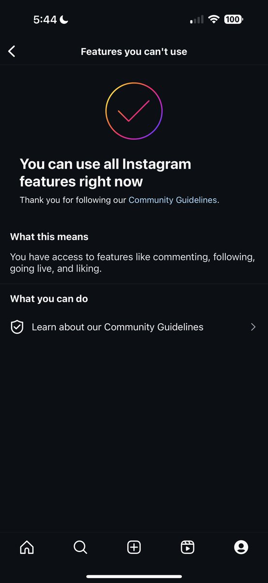 l a u r a tweet media