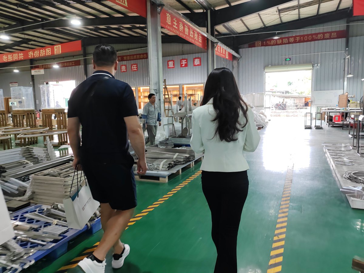 dg_showcase's tweet image. 🌟 Thank you for your visit and trust! 🌟
Official Website: degreefurniture.com
Email: sales@degreefurniture.com
WhatsApp: +86 13922429233
#displaycasemanufacturer
#customdisplaycase
#dgdisplayshowcase
#jewelrydisplaycase