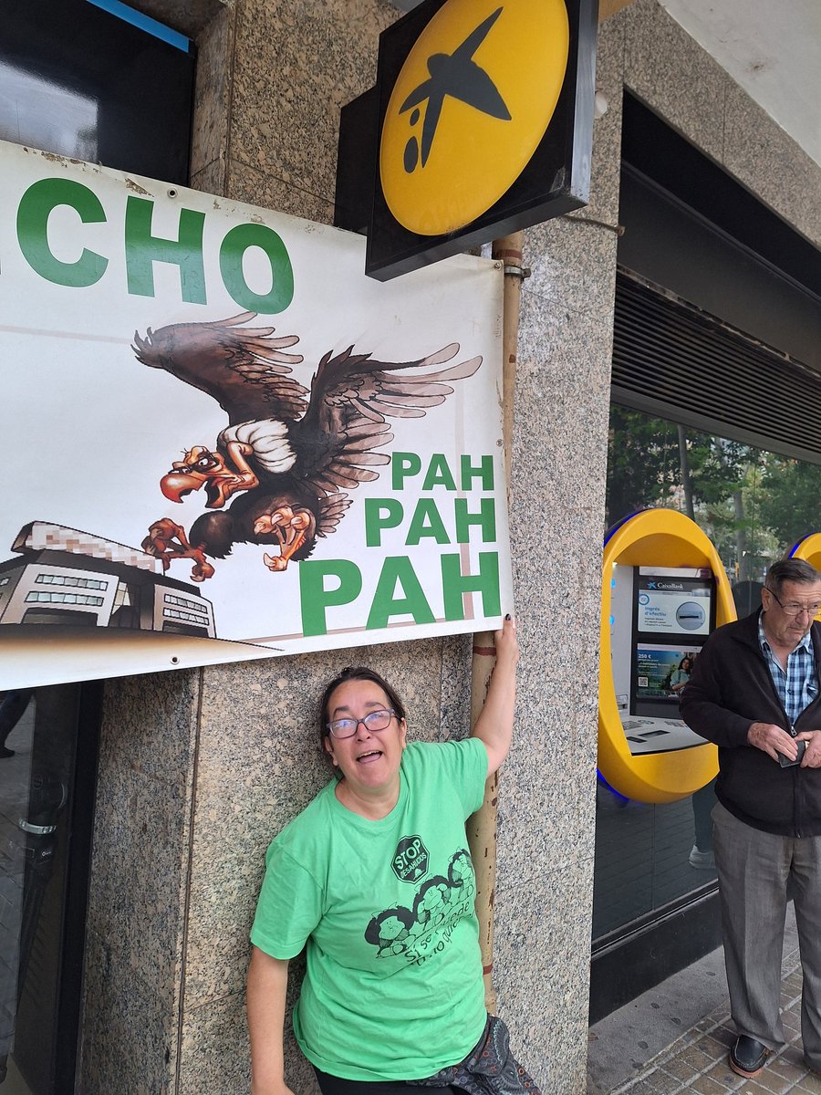 PAH_BCN's tweet photo. @caixabank @pahcatalanes @LA_PAH Ara és la lluita de @LA_PAH
#DjamilaVsCaixaBank &amp; #CoralHomes
...després d'anys de negociacions, @caixabank ha decidit trencar-les i obviar els pactes acordats.
✅️#DjamilaEsQueda
Exigim solució immediata!
@CABKPC_responde ? https://t.co/XZNJUt3q6t