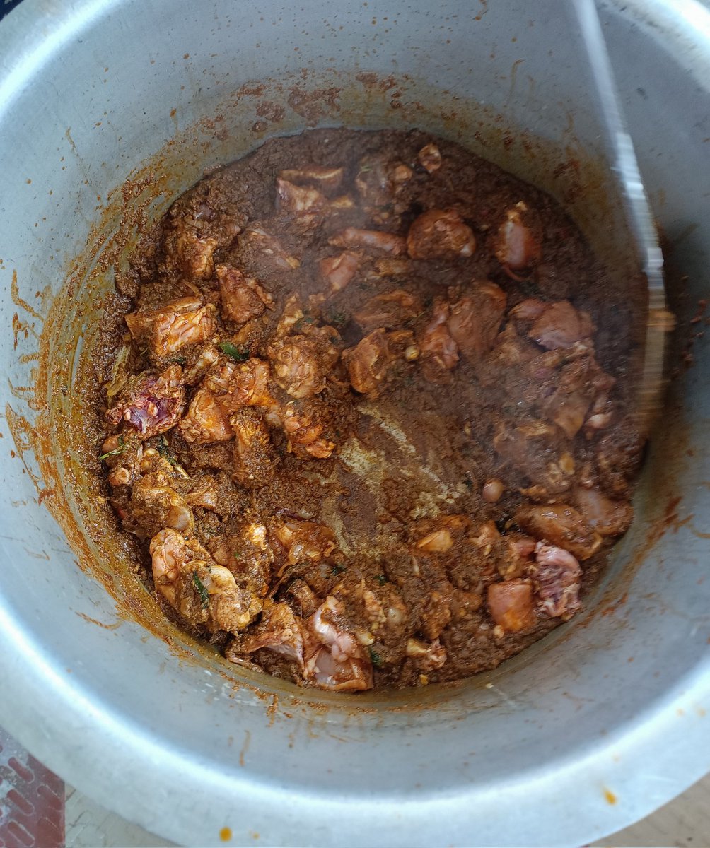 PrethilanF's tweet image. இதோ கிளம்பிட்டோம்ல கும்பல் கும்பலா #frds