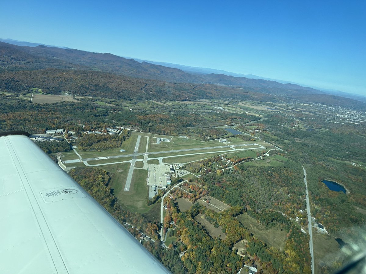 renedierkes's tweet photo. The various forest fires and drought conditions that I saw in NJ, when I flew from Rutland, VT to Cape May, NJ https://t.co/3Zxgs9NXyd