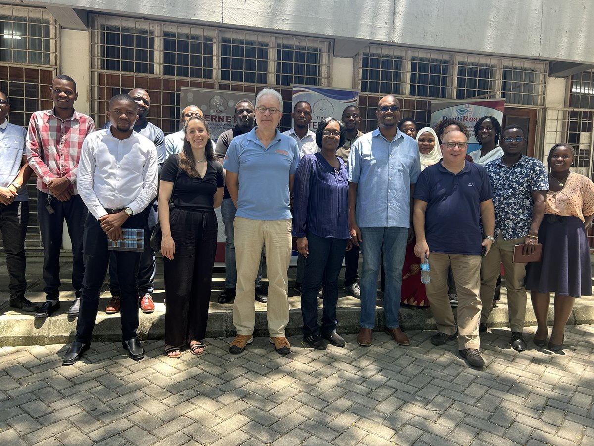 AC3_News's tweet photo. This morning representatives from @GEANTnews and the CEO of #ZIMREN visited the office of #TERNET,  Tanzania’s NREN. Such warm welcome and insightful conversations about the great work African NRENs are doing for their students and researchers. Asante!✨ https://t.co/p88wevzcJi