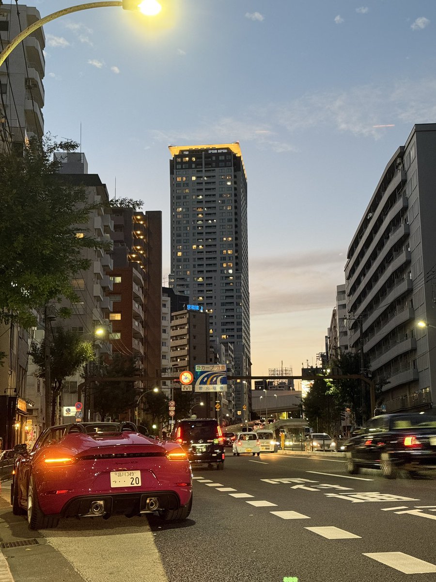 20justright's tweet image. 中目黒にできた沖縄発のタコス屋さんうめすぎるー🌮

#BlueEntranceKitchen
#SpyderRS