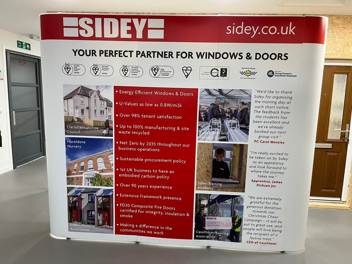 displayexperts's tweet image. Thank you to @sidey for sending over an image of their 3x3 Pop Up Stand. 📸

Our custom printed pop up stand can be assembled in minutes, perfect for exhibitions or trade shows. 

Product code: PU311

#popup #display #advertising #exhibitionstand