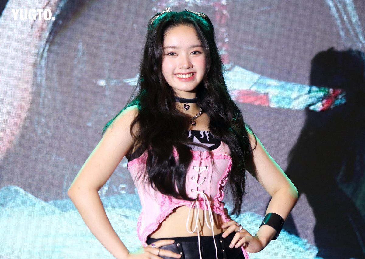 241024 UNIS 1st Fancon Presscon  

<a href="/UNIS_offcl/">UNIS</a> 
#UNIS #유니스  
#ELISIA #엘리시아