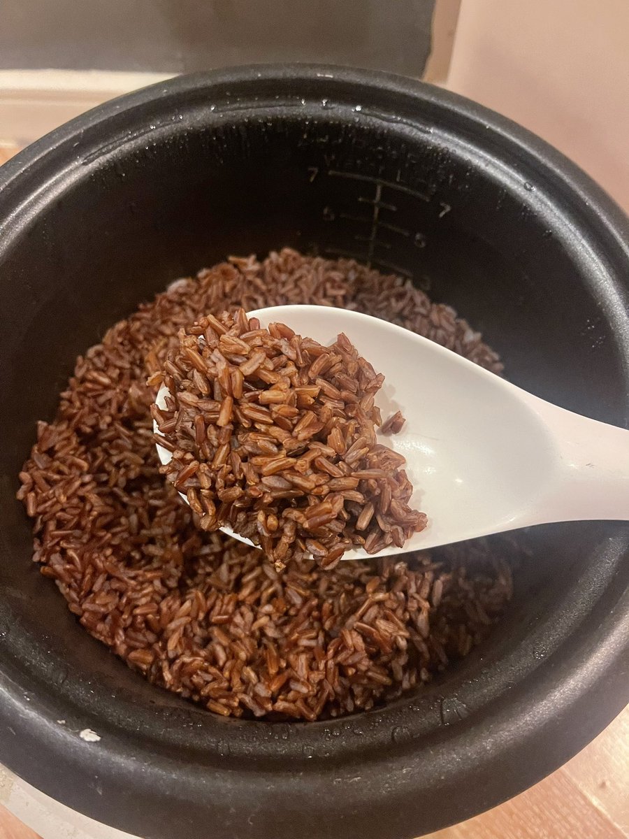 cusiloveyouso's tweet image. 🌾บอกต่อข้าวเกษตรอินทรีตราไทไท 
คือเขาปลูกด้วยวิธีการทางเกษตรอินทรีย์ ไม่มีสารเคมี ไฟเบอร์สูง ไม่อ้วน สารเส้นใยสูงมากกว่าข้าวขาว 3-7 เท่าเลย
ใครกำลังคุมอาหารแนะนำสุดๆๆ🫶🏻
#Glycemicindex #ค่าดัชนีน้ำตาล #ข้าวกล้องหอมมะลิอินทรีย์ #ข้าวหอมมะลิแดงอินทรีย์ #SaleHereUNBOXแกะกล่องรีวิว