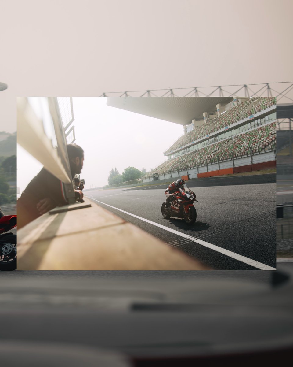 Ducati_India's tweet photo. Pure Ducati dominance on display at the October edition of ISBK Track Days as the Panigale V4 carves through the asphalt like no other. See you in November, Ducatisti! 🚀
#DucatiIndia #DucatiDelhi #ISBK #TrackDays https://t.co/0u8qL3Lnzc