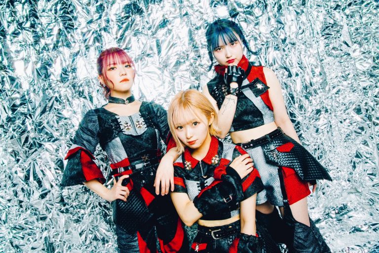 本日、ガールズロックバンド革命(現TRiDENT)に出会い好きになり