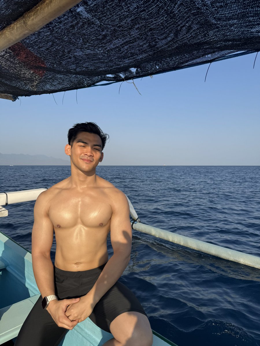 WanAdli_'s tweet image. 🐬 👀 dolphin watching!