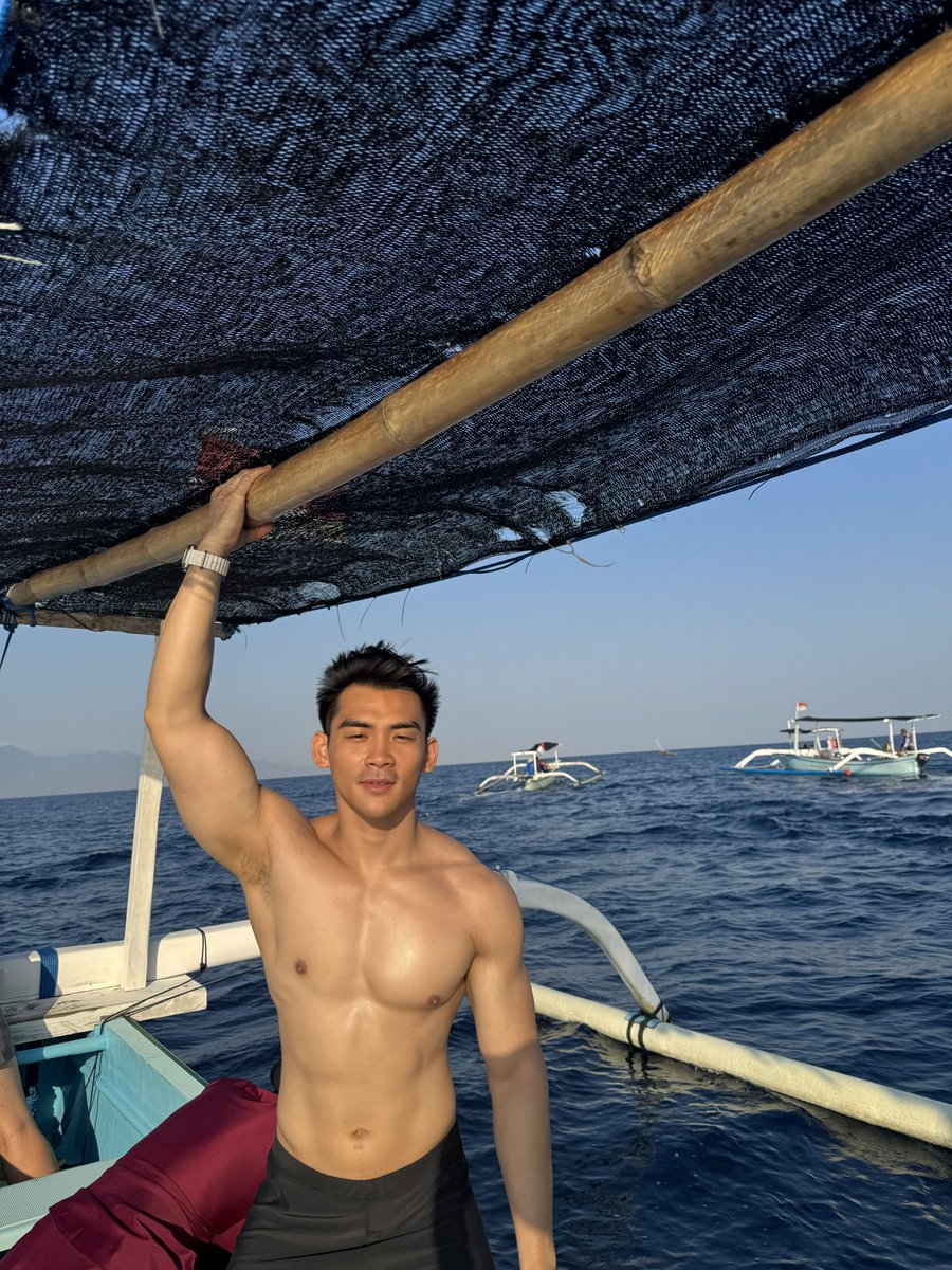 WanAdli_'s tweet image. 🐬 👀 dolphin watching!