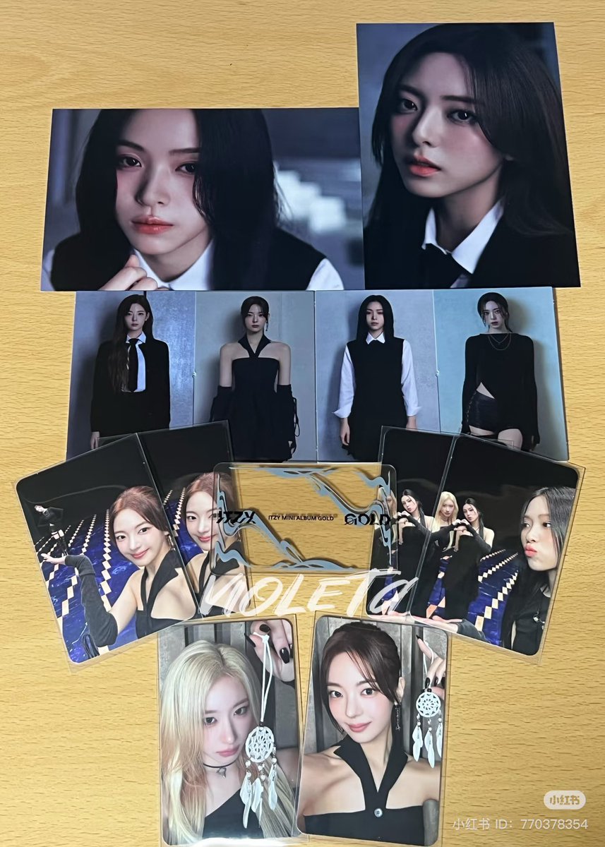 ✨ ITZY GOLD special edition gold & imaginary friend version