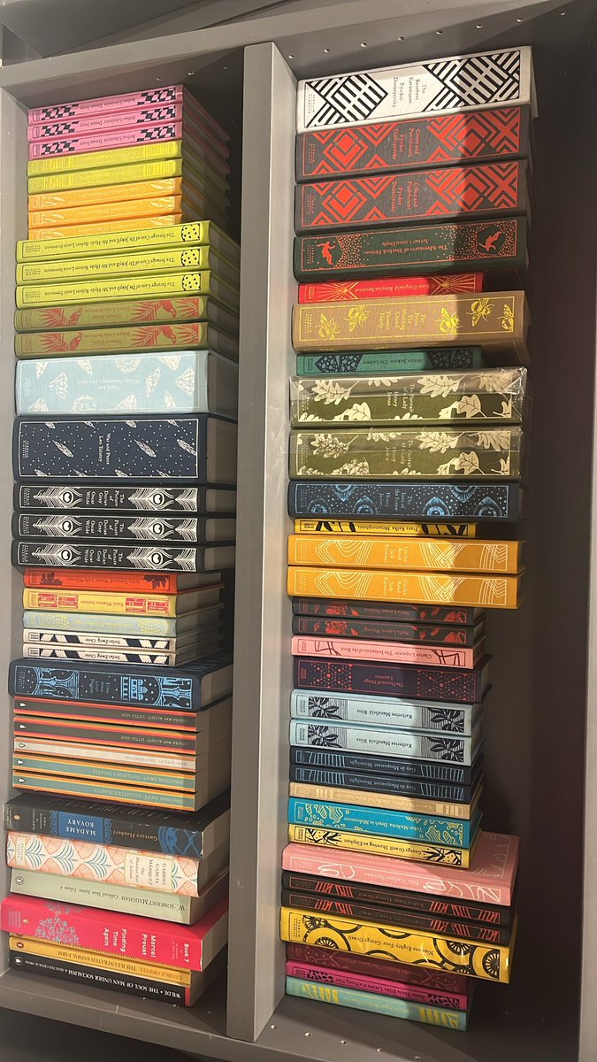 starpatern's tweet photo. Halo! Boleh help RT nyaa?

Aku buka jastip buku dari Malaysia dan Singapura, pilihannya super lengkap, satu judul bisa punya 5-10 cover berbeda yang cantik-cantik! harganya juga terjangkau, boleh click link dibawah kalau ingin join! https://t.co/JFaRY9Qy5C