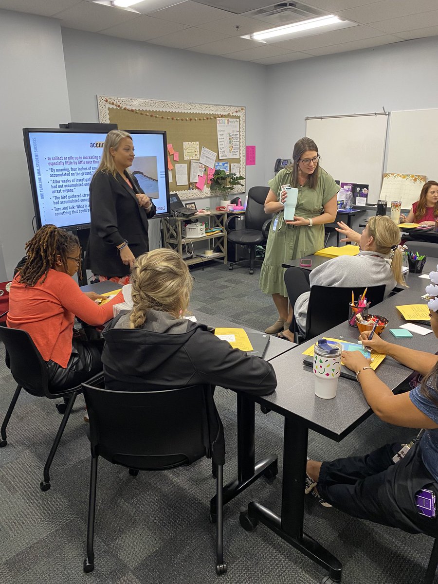 STEMTania's tweet image. Teasley ES Ts are using their CCC time today to learn about explicit vocabulary instruction from the fabulous @alanadavis1233 &amp;amp; @d_lanilovesmath . @CobbPLearning