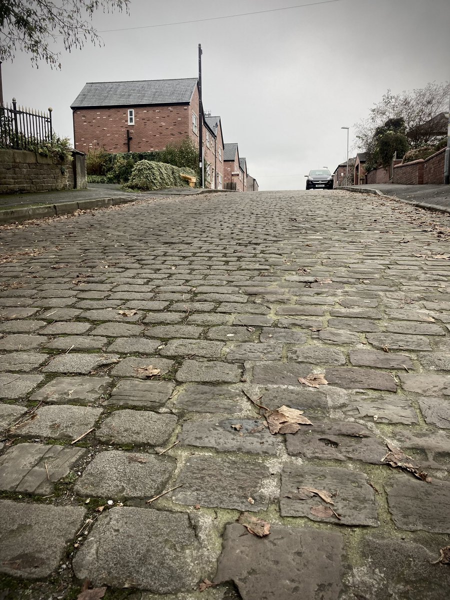 Neil McHugh tweet media