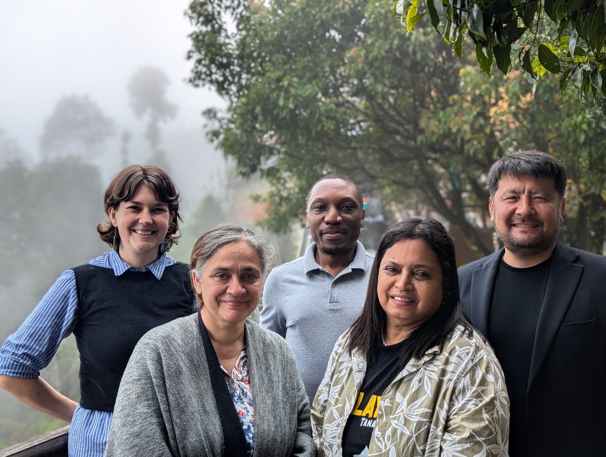 sdcc_ap's tweet image. SDCC-AP Steering Committee members gathered with @nationality4all  for an in-person meeting from September 30 to October 3, 2024, in Nepal. During the four days, we developed a three-year Strategic Plan, crafted a Theory of Change, and mapped out a timeline of key activities.