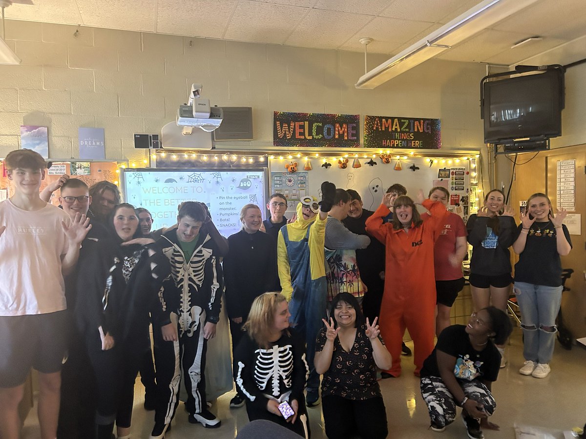 Mrs. Schibler tweet media