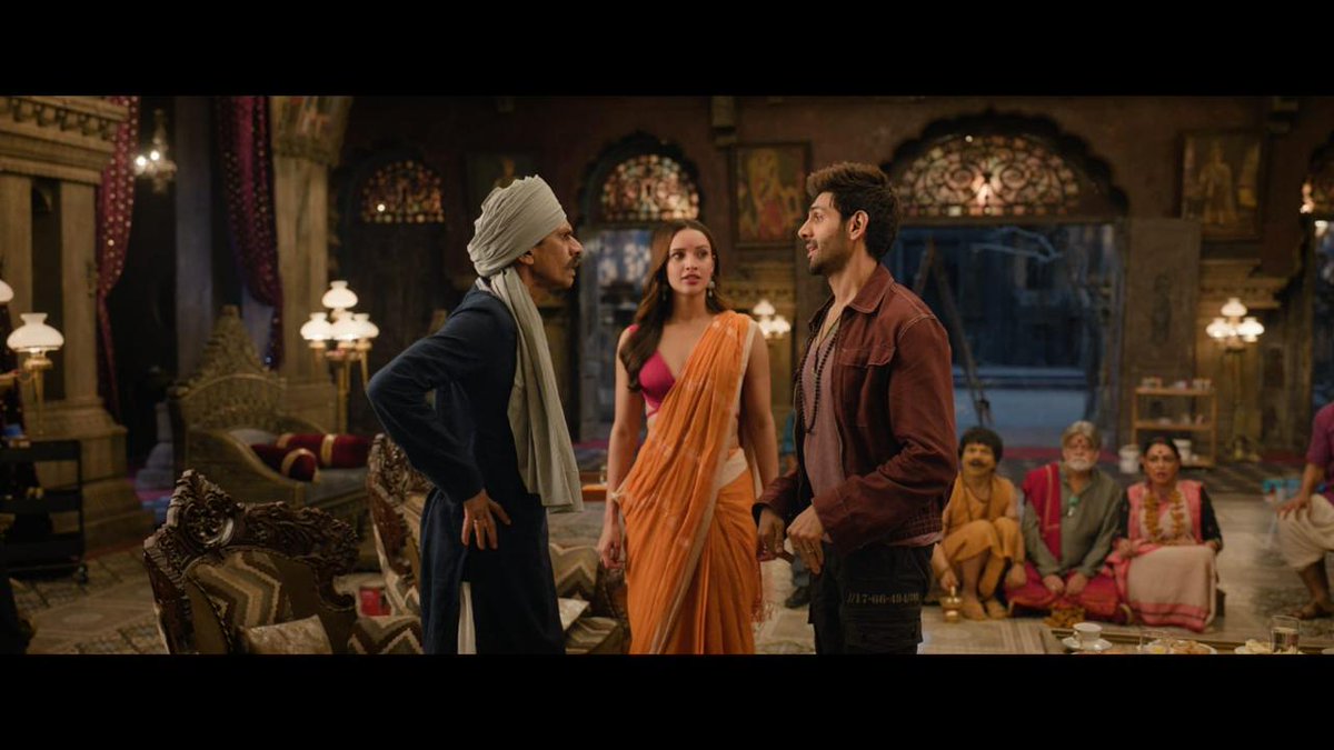 In awe of Kartik’s ability to seamlessly switch between humor and horror, highlighting his versatility as an artist! Lovin' it!! 🥰🥰 #BhoolBhulaiyaa3 #KartikAaryan