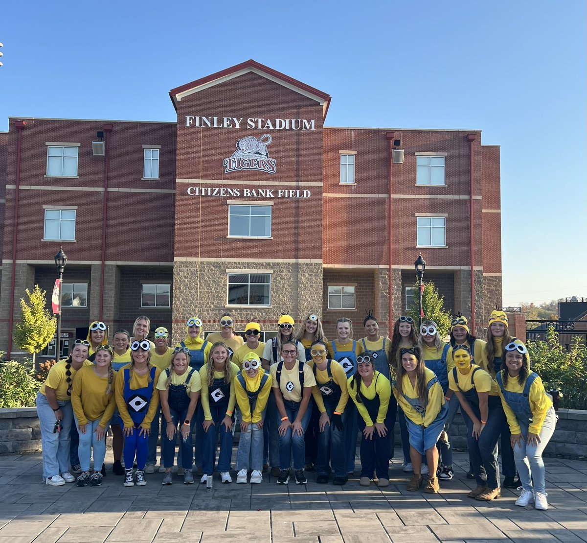 CVilleLTS's tweet photo. Time Well Spent!! #LTS #ForchtBank #CUFallFestival #MoreThanAGame #TigerUp #Minions
π Awesome Costumes
π Lots of Candy
π Dancing
π Smiles
π Puppy Love https://t.co/6SXMPeMuRv