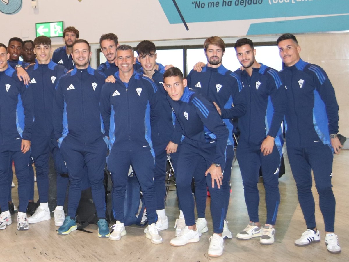 🛫 ¡¡¡ Rumbo a Galicia !!!

#️⃣ #SoñemosenGrande
#LaCopaMola