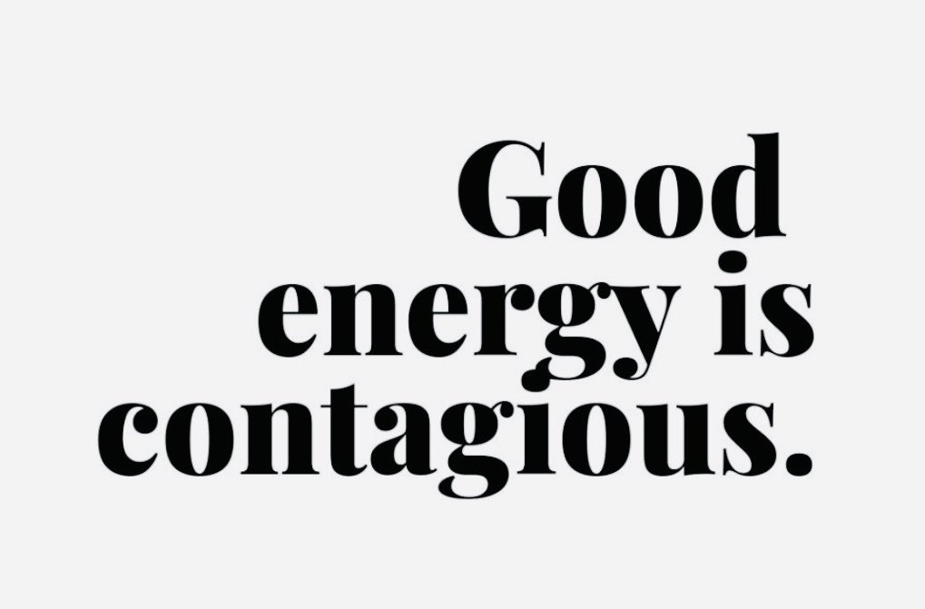 Reallisariley's tweet photo. 👏🏼👏🏼👏🏼👏🏼it’s that simple, don’t be anything other than this. 👏🏼👏🏼👏🏼👏🏼 #goodenergy #fulloffun #quote 💛💛💛 https://t.co/FeEmUKQHY9