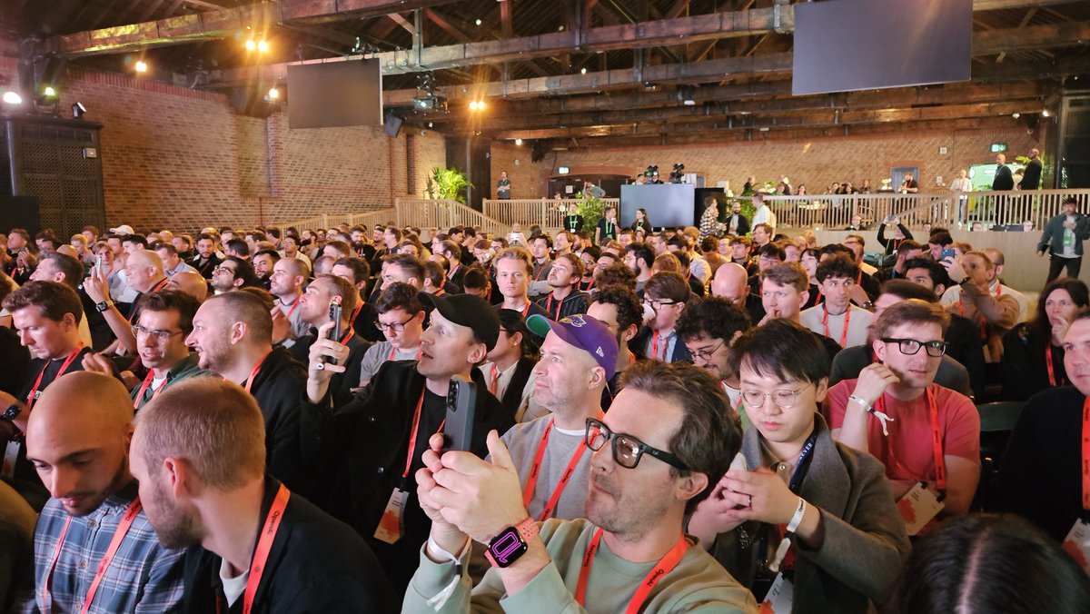 kagigz's tweet image. Full house at the Brewery for #DevDay London, our first international DevDay 🇬🇧