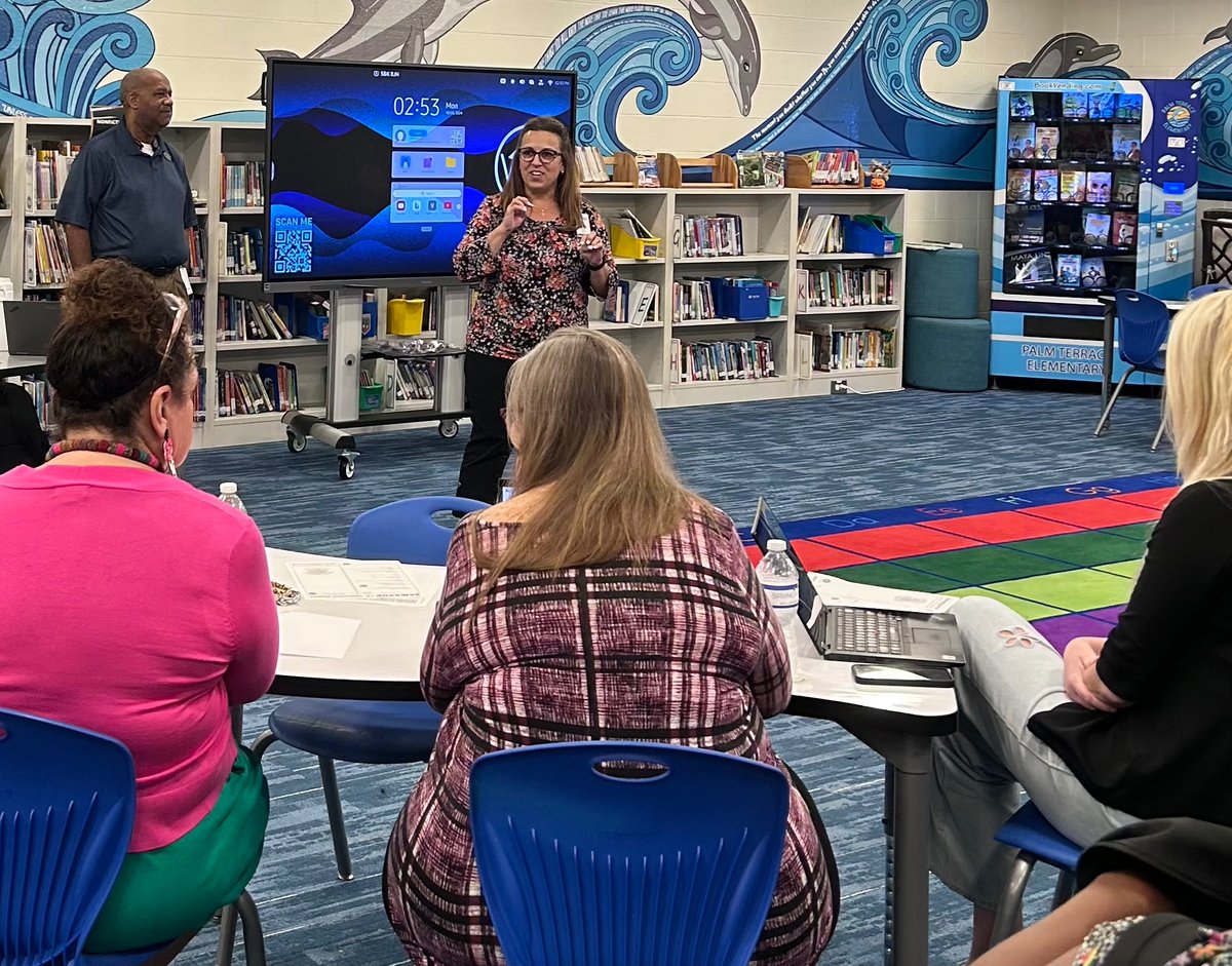 ITS4VCS's tweet image. ITS Ed Tech team ensures that staff receive training &amp;amp; ongoing support to maximize the instructional benefits of the newly installed interactive flat panels classrooms. ITS is updating all schools to replace aging ceiling projectors. @volusiaschools @edtechmatt @MelissaLynCarr