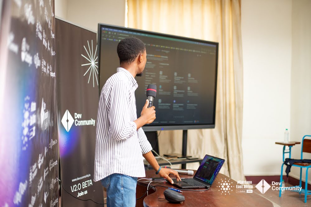 Dev Community IO tweet media