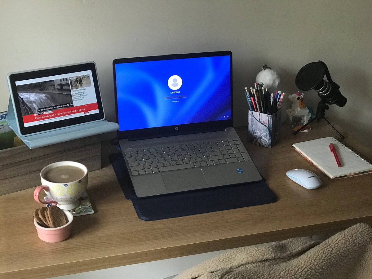 NFDispatch's tweet image. Set up and ready for the Autumn Budget reporting today.

A desk essential for such an occassion - coffee and biscuits😆

And you can send in your comments and reactions to the announcements at lunchtime to editor@newforestbusinessnews.co.uk.