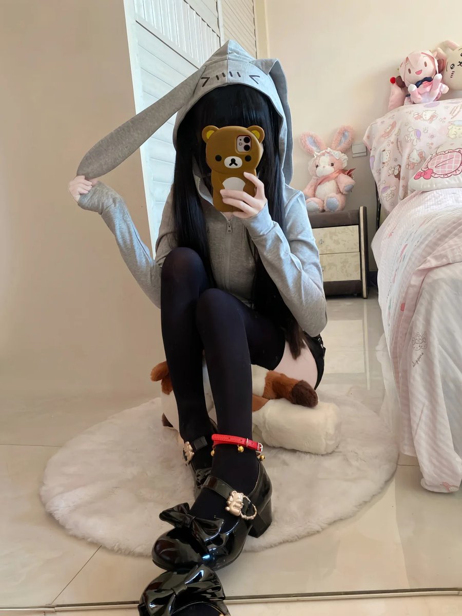 _BoneShiba's tweet photo. 我想和你 每天做四件事 一日三餐😍🤣 https://t.co/JtXmyHqD9M