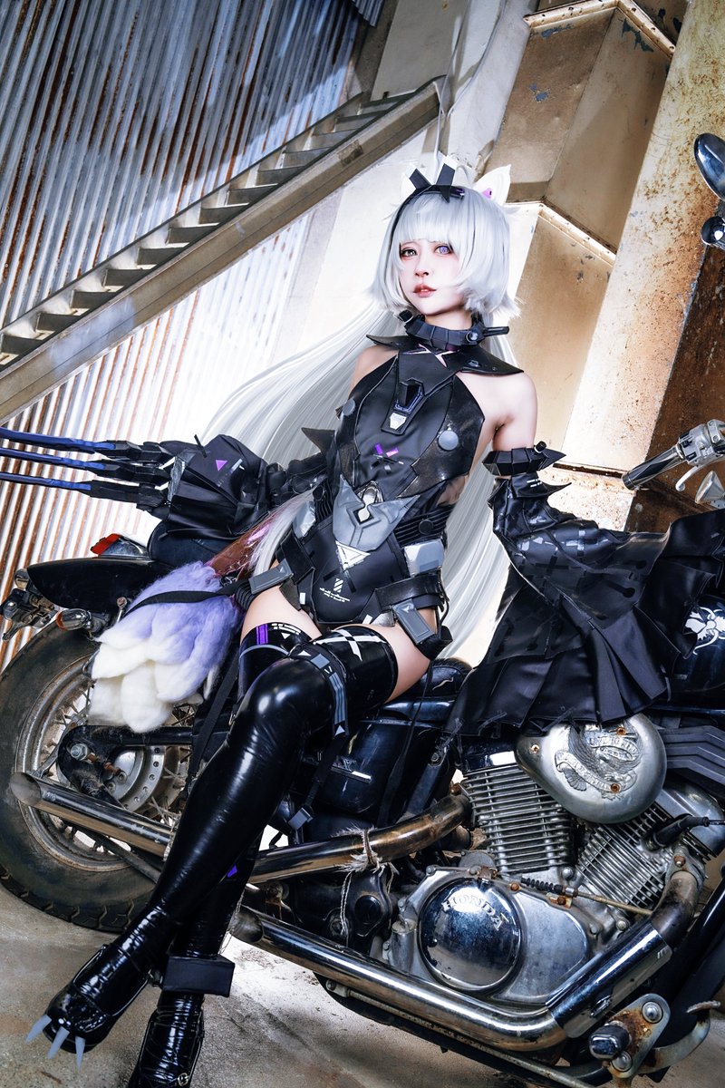 yusha_cs's tweet photo. 【Cosplay】💁‍♀️タップ推奨

パニシング:グレイレイヴン
21号・森息
_

🐺No.21⚡️
_

photo @ikemacos 
#パニグレ #punishinggrayraven 
#战双帕弥什 https://t.co/WpM5zezNQP