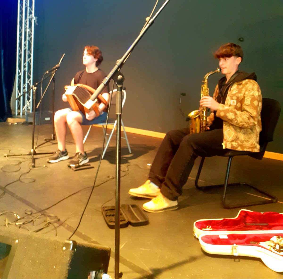 Fest Deiz au lycée Félix le Dantec  le vendredi 18 octobre 2024 🎶 #lannion  #festdeiz #lyceeledantec