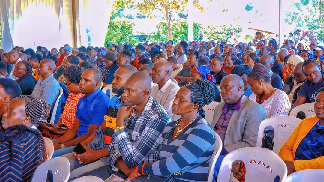 JohnMichukiHSC's tweet photo. I have fought the good fight,  i have finished The Race ~ 2nd Tim 4:7
 
DP @rigathi Gachagua  has Joined The family, Church and friends in Celebrating the life of his long time friend  Mwalimu Geoffrey Murugami Kimani HSC.

May Mzee Rest In Eternal Peace. https://t.co/eWAf7Z9eGj