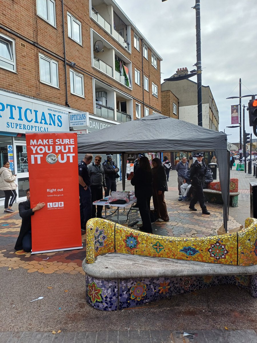 <a href="/LondonFire/">London Fire Brigade</a> <a href="/MPSNewham/">Newham MPS | North East BCU</a> <a href="/NewhamLondon/">Newham London 💙</a> <a href="/LFBNewham/">LFB Newham</a> are holding a joint community engagement event across Newham to support Firework safety whilst celebrating Diwali, Bandi Chhor and Bonfire night.