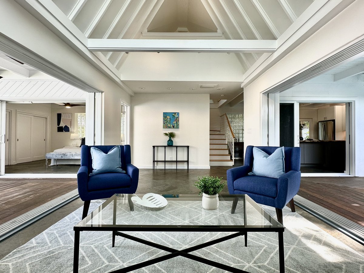 teamkaufelt's tweet photo. 🪧OPEN HOUSE FRIDAY (11/1) 11A– 1P

📍1406 Pine Street, Key West
 3 Bedrooms | 2 Bathrooms | 1,794SF | 3,540SF LOT Offered at $1,995,000.

READY. SET. GO. 🚀🚀

(305) 393-1267
TeamK@trumanandcompany.com

#owningKeyWest #keywestrealestate #keywestopenhouse #teamkaufelt https://t.co/Zehelj6Jp3