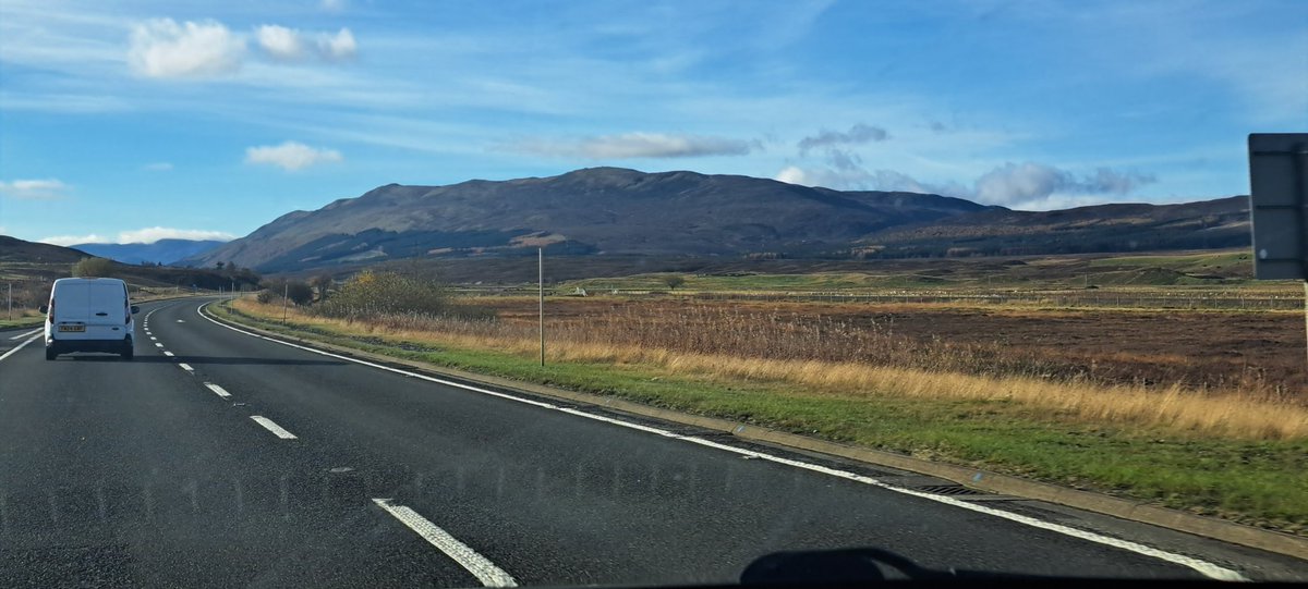 Carolyn_52's tweet photo. Travelling through the most beautiful Cairngorms to Glasgow to attend An Evening with  @JamesMToseland tonight.  Amazing colours and beautiful countryside #autumninscotland https://t.co/e7ifFlR86Y